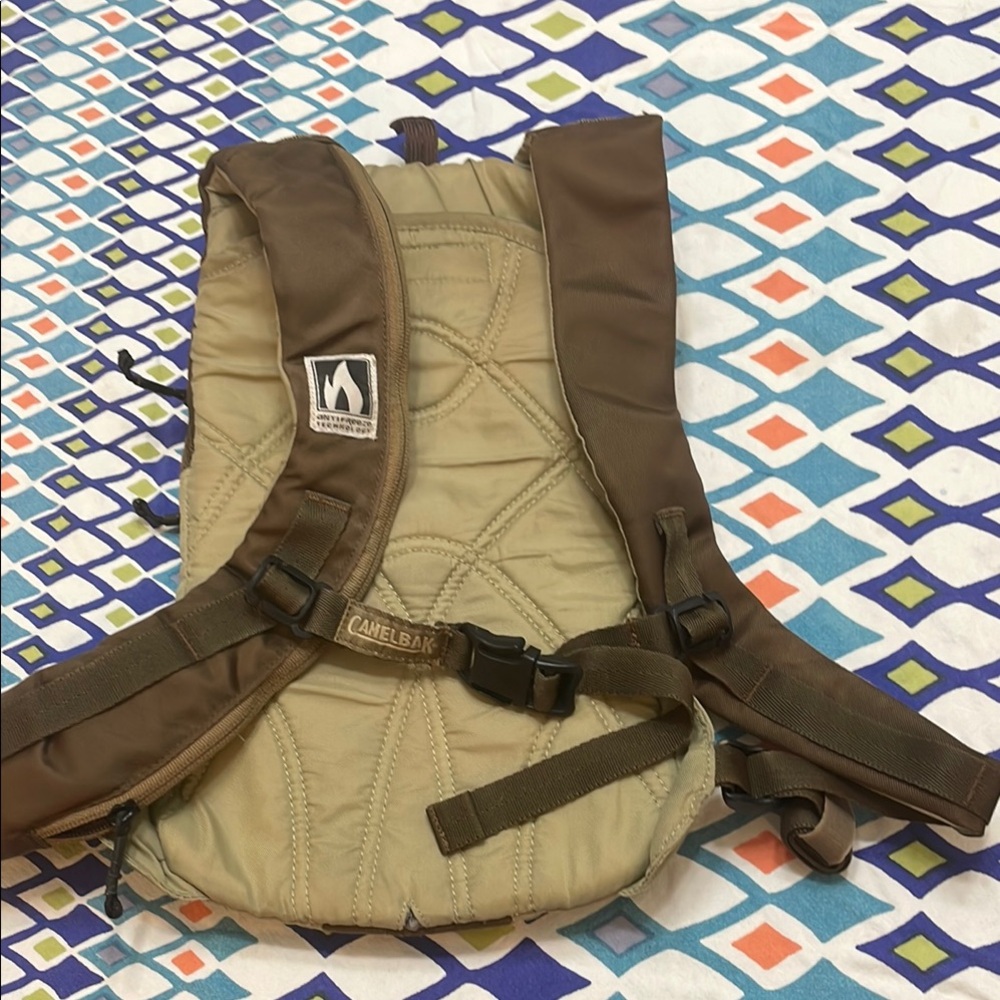 CamelBak Sno Angel Backpack - Picture 3 of 5